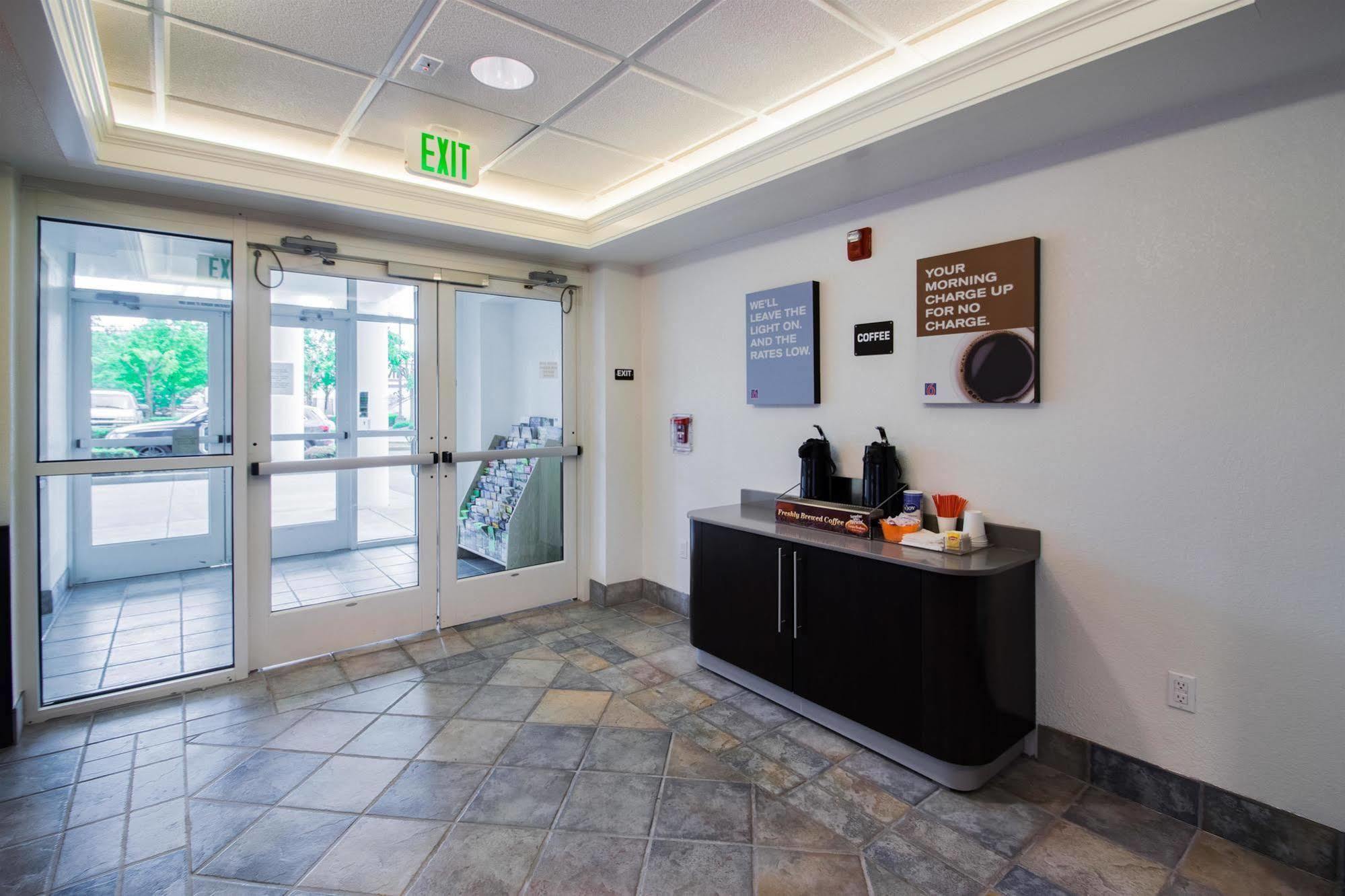 Motel 6-Portland, Or - I-5 Bagian luar foto