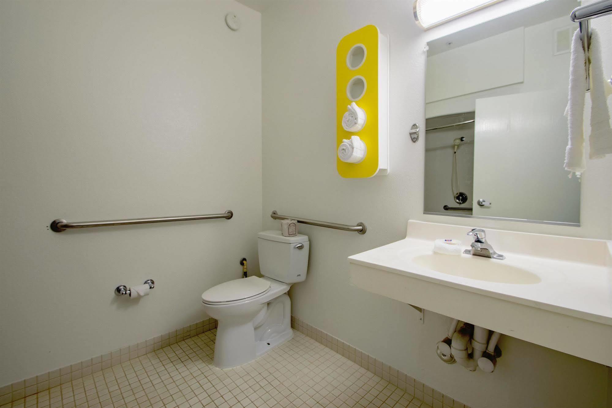 Motel 6-Portland, Or - I-5 Bagian luar foto