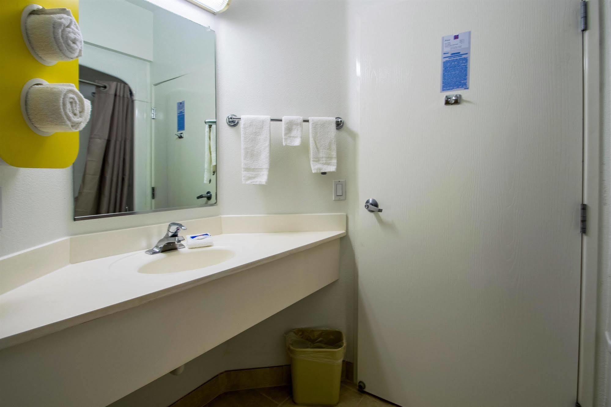 Motel 6-Portland, Or - I-5 Bagian luar foto